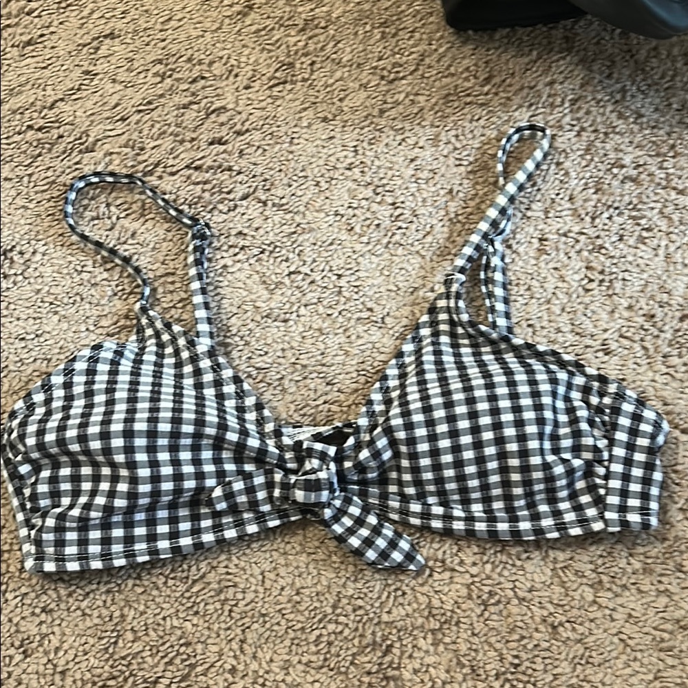 Gingham Checkered Bikini Set - Picture 2 of 3